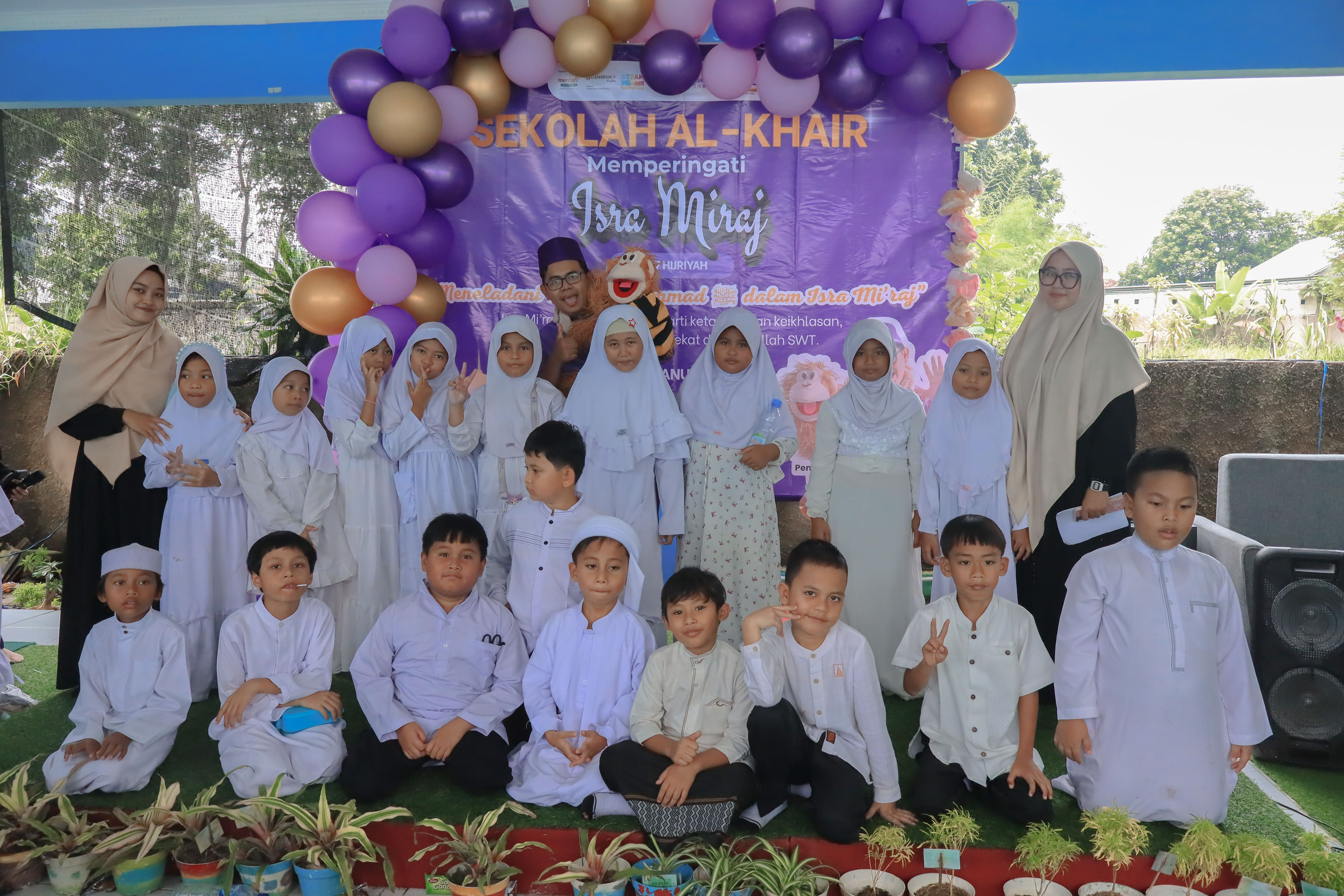 Peringati Isra Mi’raj, Sekolah Alkhair Hadirkan Kak Nono