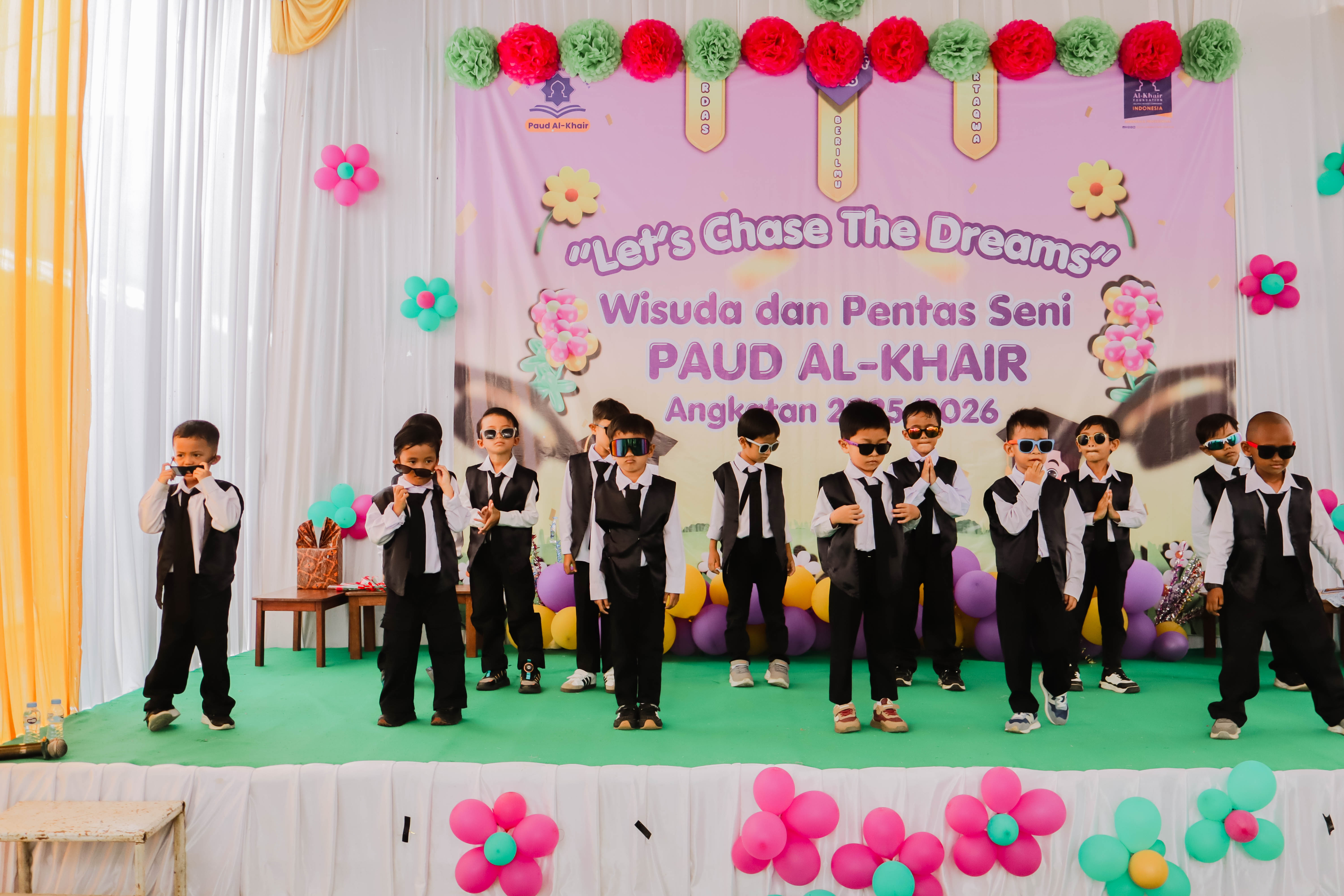 Panggung Kreativitas dan Haru Mewarnai Wisuda Angkatan Ke-III PAUD Al-Khair