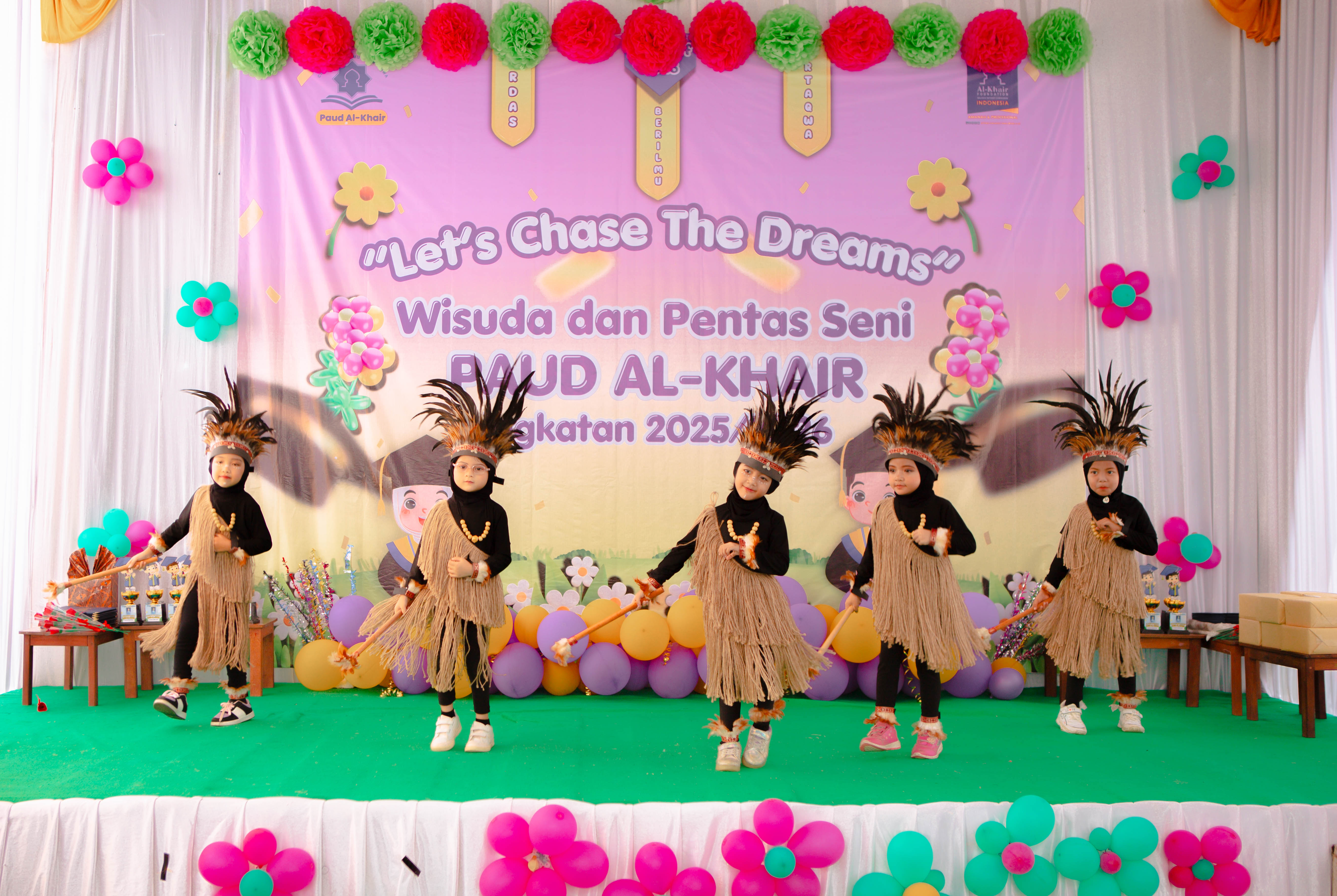 Panggung Kreativitas dan Haru Mewarnai Wisuda Angkatan Ke-III PAUD Al-Khair